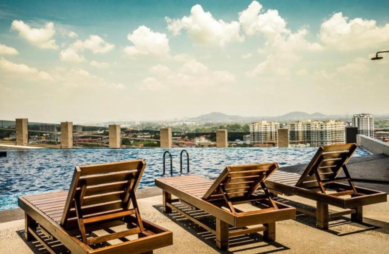 شقة Imperio,Res - Modern -- Luxury -- Seaview ملقا المظهر الخارجي الصورة